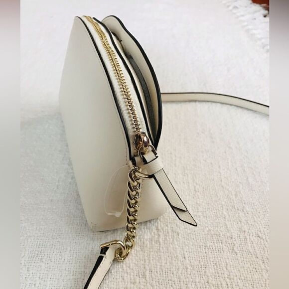 KATE SPADE NEW YORK | BRAND NEW | Saffiano Leather Crossbody Bag in Bone. - Picture 13 of 14